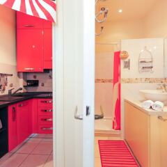 Отель Mini Suite Miro Five Stars Holiday House фото 29