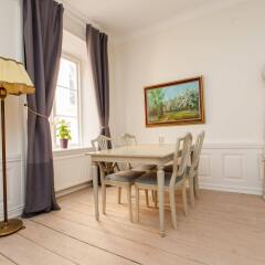 Отель ApartDirect Gamla Stan II Швеция, Стокгольм - отзывы, цены и фото номеров - забронировать отель ApartDirect Gamla Stan II онлайн в номере