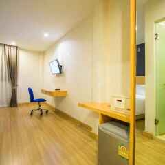 Hotel Nida Sukhumvit Onnut Бангкок удобства в номере