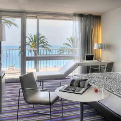 Отель Mercure Nice Promenade Des Anglais балкон