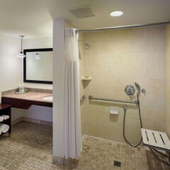 Отель DoubleTree Suites by Hilton Columbus США, Колумбус - отзывы, цены и фото номеров - забронировать отель DoubleTree Suites by Hilton Columbus онлайн ванная