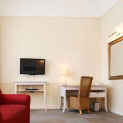 Отель Unitas Hotel Чехия, Прага - 9 отзывов об отеле, цены и фото номеров - забронировать отель Unitas Hotel онлайн удобства в номере фото 2
