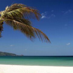 Отель Horizon Patong Beach Resort & Spa пляж