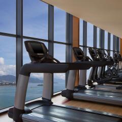 Sheraton Nha Trang Hotel & Spa фитнесс-зал