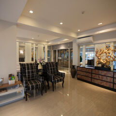 Отель Racha Residence Sri Racha питание
