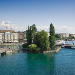 Отель Four Seasons Hotel Geneva Швейцария, Женева - отзывы, цены и фото номеров - забронировать отель Four Seasons Hotel Geneva онлайн приотельная территория фото 2