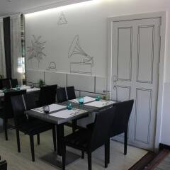 Отель Suites Feria de Madrid питание фото 3