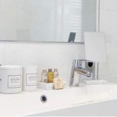 Отель White Room Бельгия, Брюссель - отзывы, цены и фото номеров - забронировать отель White Room онлайн ванная
