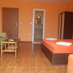 Отель Fotiadis Hotel Rooms & Studios Болгария, Велико Тырново - отзывы, цены и фото номеров - забронировать отель Fotiadis Hotel Rooms & Studios онлайн комната для гостей фото 5