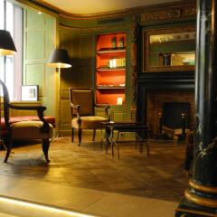 Отель Hôtel du Vieux Marais интерьер отеля