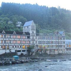 Отель Amagase Onsen Hotel Suikoen Япония, Хита - отзывы, цены и фото номеров - забронировать отель Amagase Onsen Hotel Suikoen онлайн приотельная территория