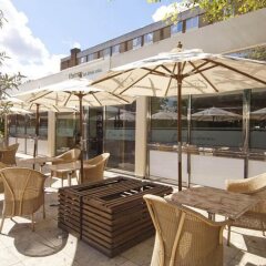 Отель Premier Inn London Hampstead Великобритания, Лондон - отзывы, цены и фото номеров - забронировать отель Premier Inn London Hampstead онлайн бассейн