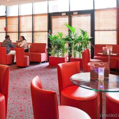 Отель Ibis Paris Pantin Eglise гостиничный бар