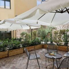 Отель Thission Luxury Homes by K&K