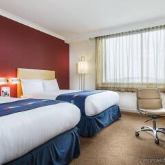 Отель Park Inn by Radisson London Heathrow комната для гостей фото 5