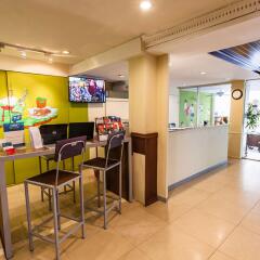 Отель New Road Guest House Таиланд, Бангкок - отзывы, цены и фото номеров - забронировать отель New Road Guest House онлайн интерьер отеля