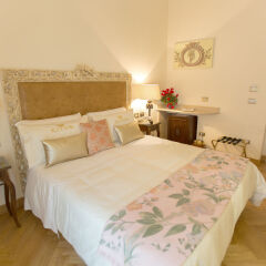 Отель Royal Suite Trinita Dei Monti Rome Италия, Рим - отзывы, цены и фото номеров - забронировать отель Royal Suite Trinita Dei Monti Rome онлайн комната для гостей фото 5