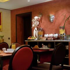 Отель Best Western Hôtel de Neuville спа