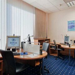Отель Hilton Prague интерьер отеля фото 3