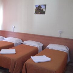 Отель Affittacamere Hostel 3 Италия, Милан - 1 отзыв об отеле, цены и фото номеров - забронировать отель Affittacamere Hostel 3 онлайн комната для гостей фото 3