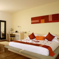 Отель IndoChine Resort & Villas сейф в номере фото 2