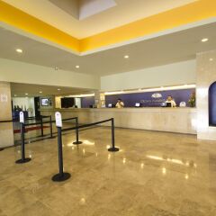 Отель Crown Paradise Club Cancun - Todo Incluido фитнесс-зал