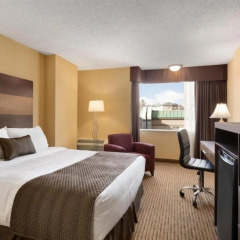 Отель Days Inn by Wyndham Calgary South Канада, Калгари - отзывы, цены и фото номеров - забронировать отель Days Inn by Wyndham Calgary South онлайн комната для гостей фото 2