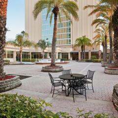 Отель DoubleTree by Hilton at the Entrance to Universal Orlando фото 5