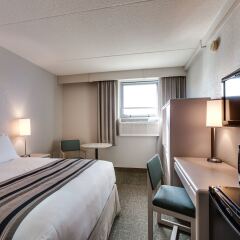 Heritage Inn Hotel & Convention Centre Saskatoon комната для гостей