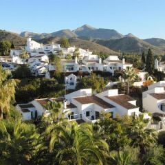 Отель El Capistrano Village