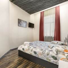 Апартаменты Uavoyage Business Apartments Киев сейф в номере