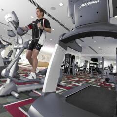 Отель Fraser Place Kuala Lumpur Малайзия, Куала-Лумпур - 2 отзыва об отеле, цены и фото номеров - забронировать отель Fraser Place Kuala Lumpur онлайн фитнесс-зал