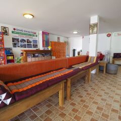 Fan Dee Hostel Ланта гостиничный бар