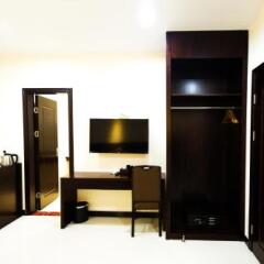 Jing Pin Century Hotel in Koror, Palau from 150$, photos, reviews - zenhotels.com room amenities photo 2