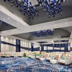 Отель Splash Beach Resort