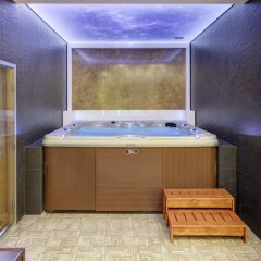 Апартаменты Apartments by Palmira Business Club бассейн