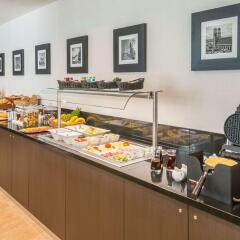 Отель Hilton Garden Inn Munich City Centre West, Germany питание