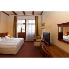 Отель Wellness Hotel Ida Чехия, Франтишкови-Лазне - отзывы, цены и фото номеров - забронировать отель Wellness Hotel Ida онлайн сейф в номере