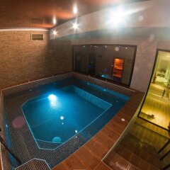 Enira Spa Hotel бассейн