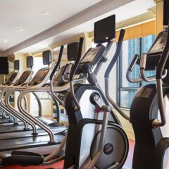Renaissance Riverside Hotel Saigon фитнесс-зал фото 4