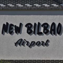 Отель New Bilbao Airport Испания, Дерио - отзывы, цены и фото номеров - забронировать отель New Bilbao Airport онлайн с домашними животными