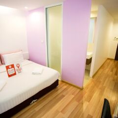 Отель Nida Rooms Saladaeng 130 Silom Walk Бангкок комната для гостей фото 3