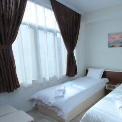Отель Family Hotel Aleks Болгария, Ардино - отзывы, цены и фото номеров - забронировать отель Family Hotel Aleks онлайн комната для гостей фото 2