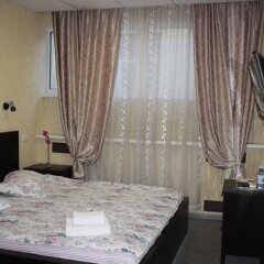 Гостиница Мария сейф в номере