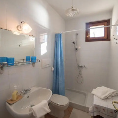 Отель Romantic Nido - 2 Br Villa Вербания фото 7