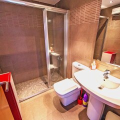 Отель Estudio Madrid Испания, Курорт Росес - отзывы, цены и фото номеров - забронировать отель Estudio Madrid онлайн ванная фото 2