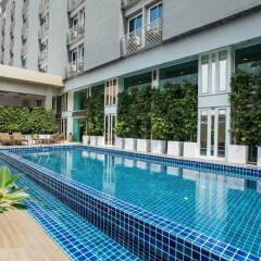Golden Dragon Suvarnabhumi Hotel бассейн фото 2