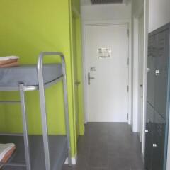 Отель Green Nest Hostel Uba Aterpetxea Испания, Сан-Себастьян - отзывы, цены и фото номеров - забронировать отель Green Nest Hostel Uba Aterpetxea онлайн ванная фото 2