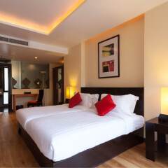 Отель The Briza Beach Resort, Samui сейф в номере