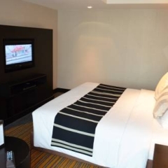 Отель Golden Tulip Mandison Suites Бангкок удобства в номере фото 2